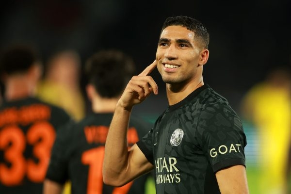 حكيمي يحقق إنجازا تاريخيا في دوري الأبطال