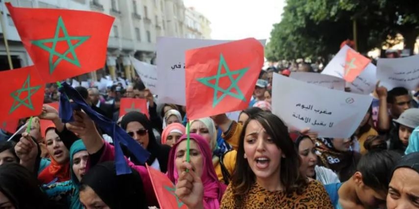 مسيرة نسائية في فاتح ماي تطالب بالمساواة في الأعمال المنزلية