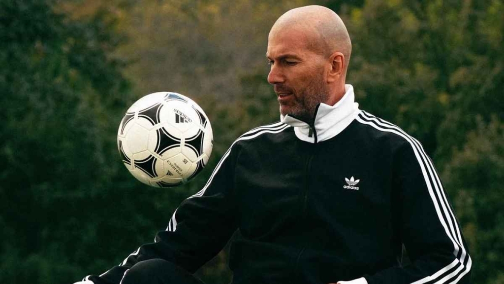 زيدان يتوق لتولي تدريب منتخب فرنسا وتحقيق 'حلمه'