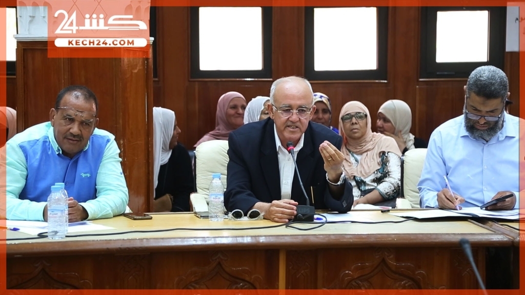 بالڤيديو.. بنشقرون: يقلل من اهمية حجم الدعم المخصص للكوكب من طرف جماعة مراكش