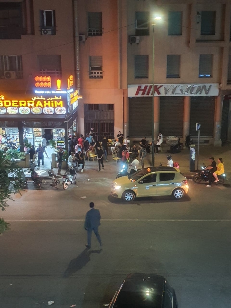 تواصل معاناة ساكنة شارع بمراكش مع المطاعم المفتوحة 24 ساعة في اليوم