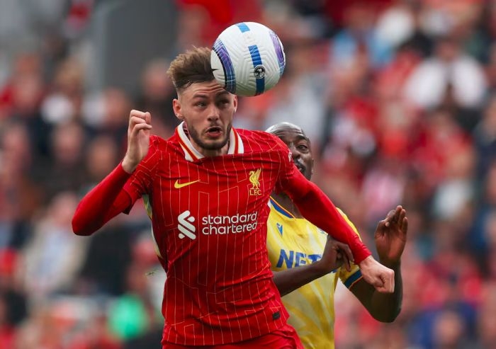 ليفربول يُنهي موسمه الذهبي بتعادل مع كريستال بالاس
