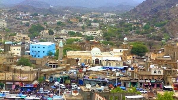 إصابة طفلة برصاص مليشيا الحوثي في منطقة مريس شمالي الضالع