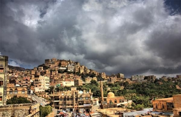 الحوثيون يفرضون قيوداً جديدة على أعراس النساء بالمحويت