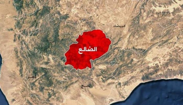 مواطنون غاضبون في الضالع يحتجزون شاحنات نقل بضائع "هائل سعيد"