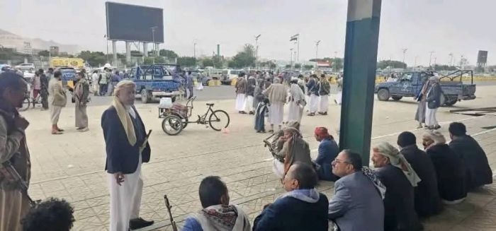 مليشيا الحوثي تفرّق بالقوة اعتصاماً لمشايخ وقبائل خولان المطالبين بإطلاق شيخ مختطف