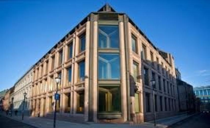 صندوق الثروة السيادي النرويجي يبيع جميع أسهمه في شركة باز الإسرائيلية بسبب توريدها الوقود للمستعمرات