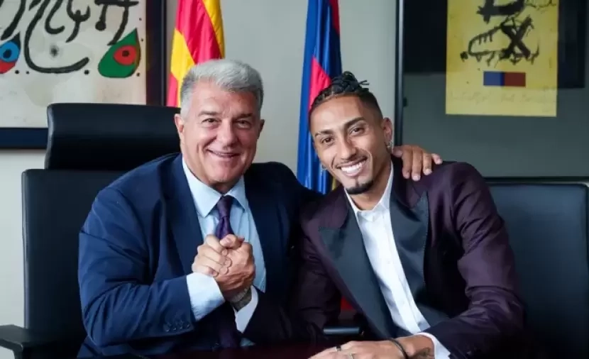 رافينيا يمدد عقده مع برشلونة حتى 2028