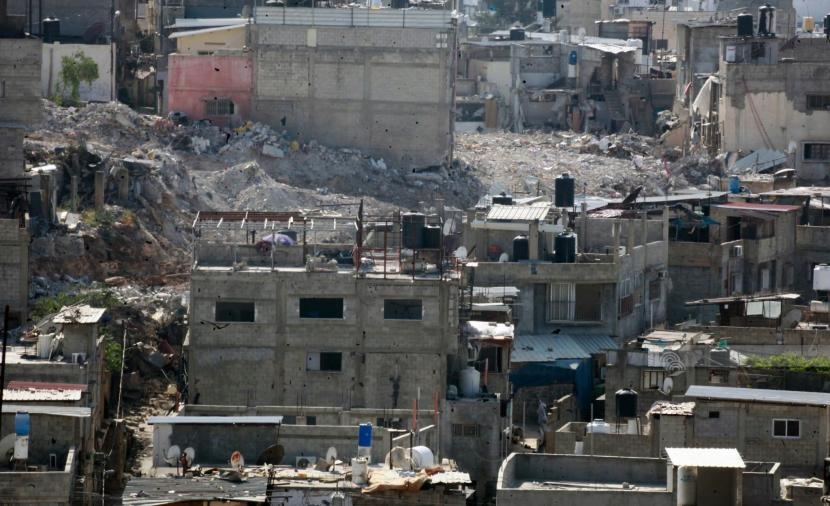 الاحتلال يواصل عدوانه على مدينة طولكرم ومخيميها وسط استمرار هدم وإحراق للمنازل