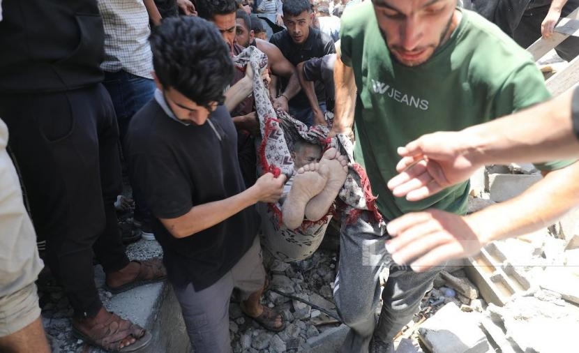 7 شهداء في استهداف الاحتلال المواطنين وسط قطاع غزة