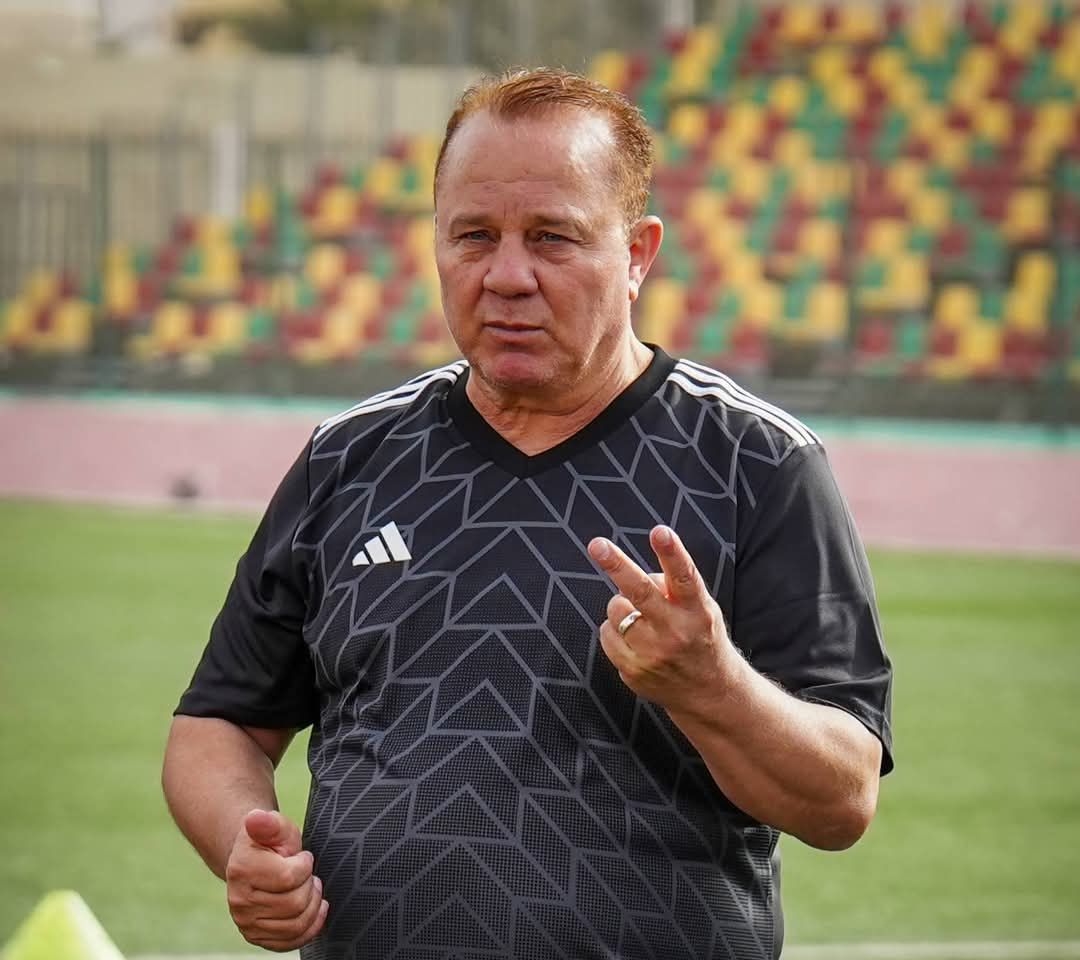 المصري 'غريب' يقود أول مران له مع المريخ