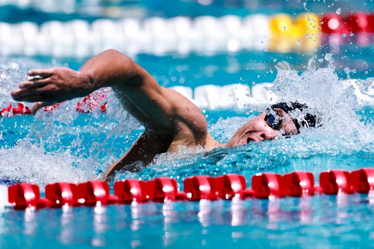Finke grabs 400m medley victory over world record-holder