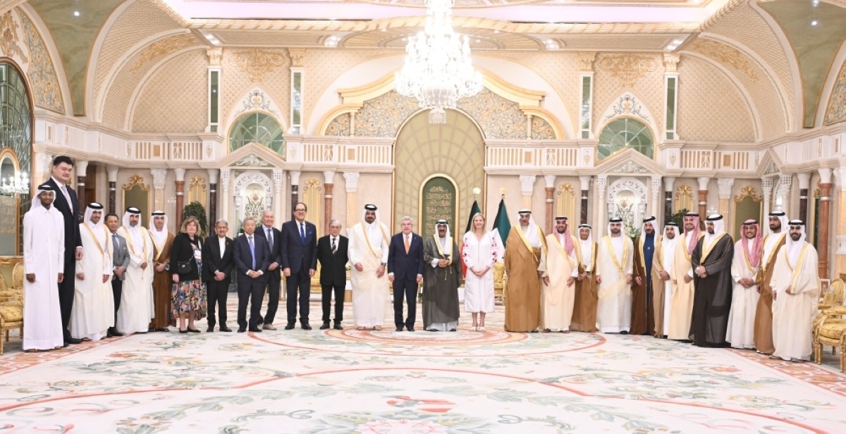 Amir receives IOC president, officials