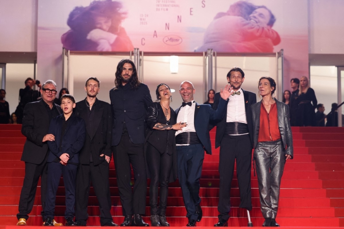 Ravers revel in Cannes spotlight with thumping ‘Sirat'