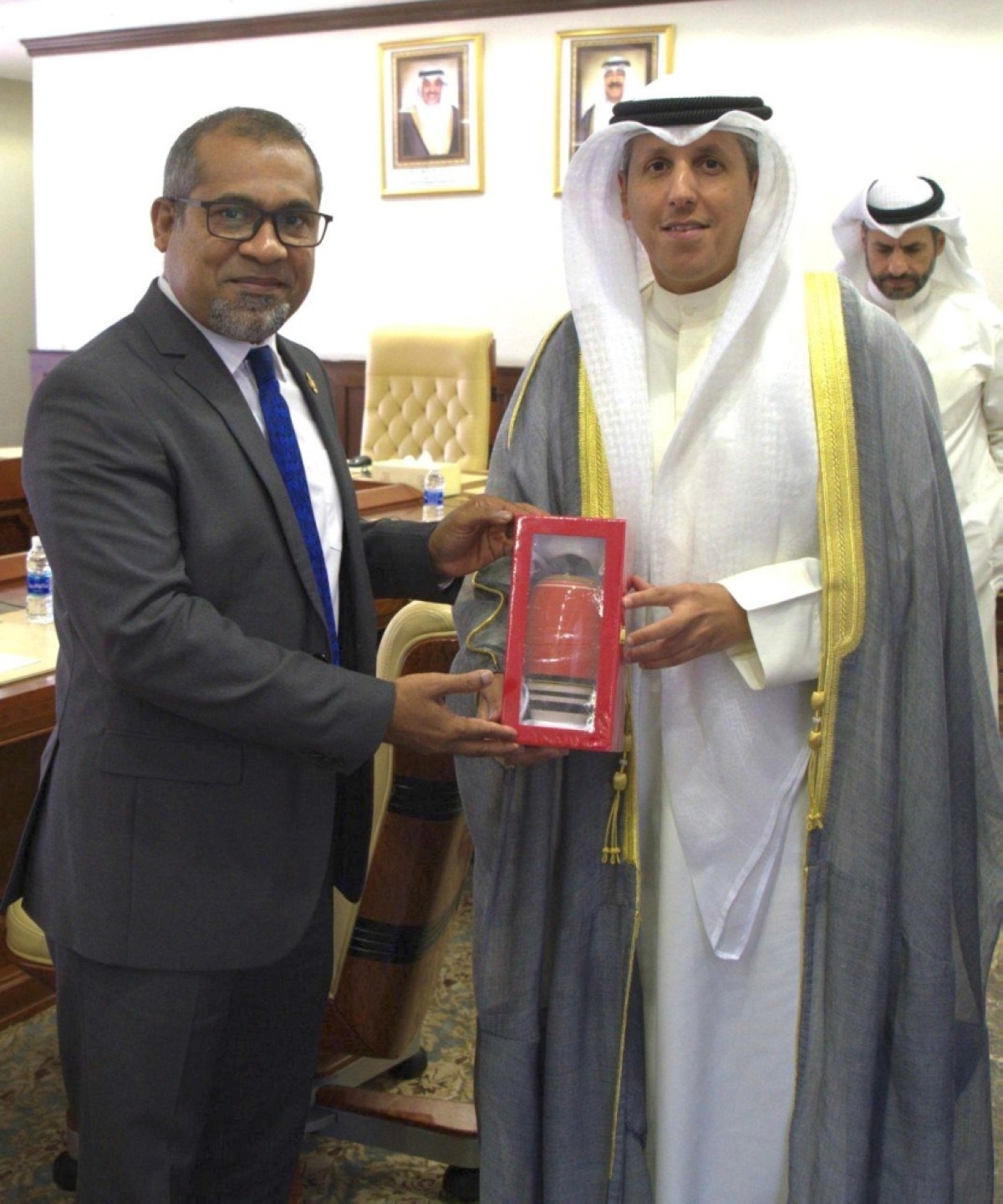 Kuwait and Maldives discuss cooperation in Islamic affairs