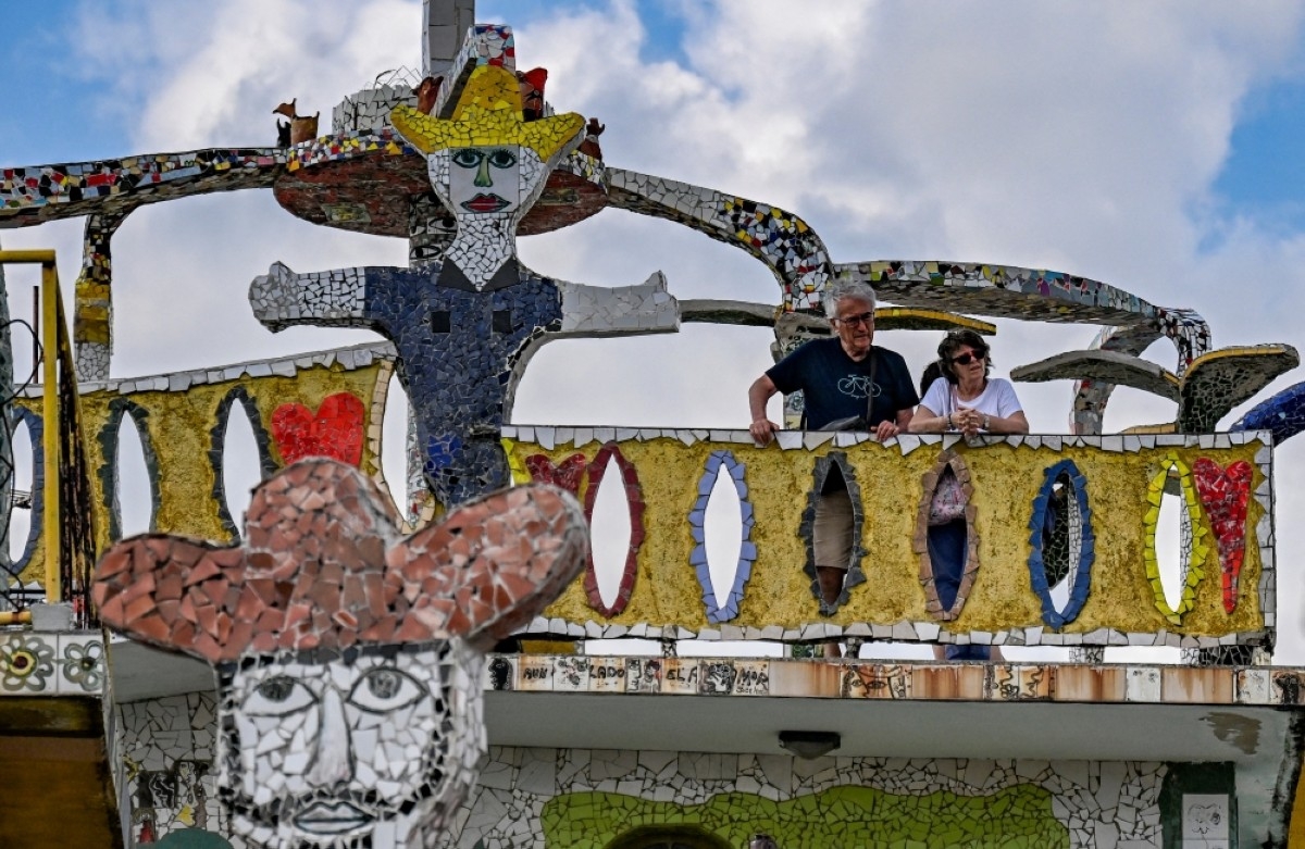 ‘Fusterlandia': Cuban fishing town turned mosaic wonderland
