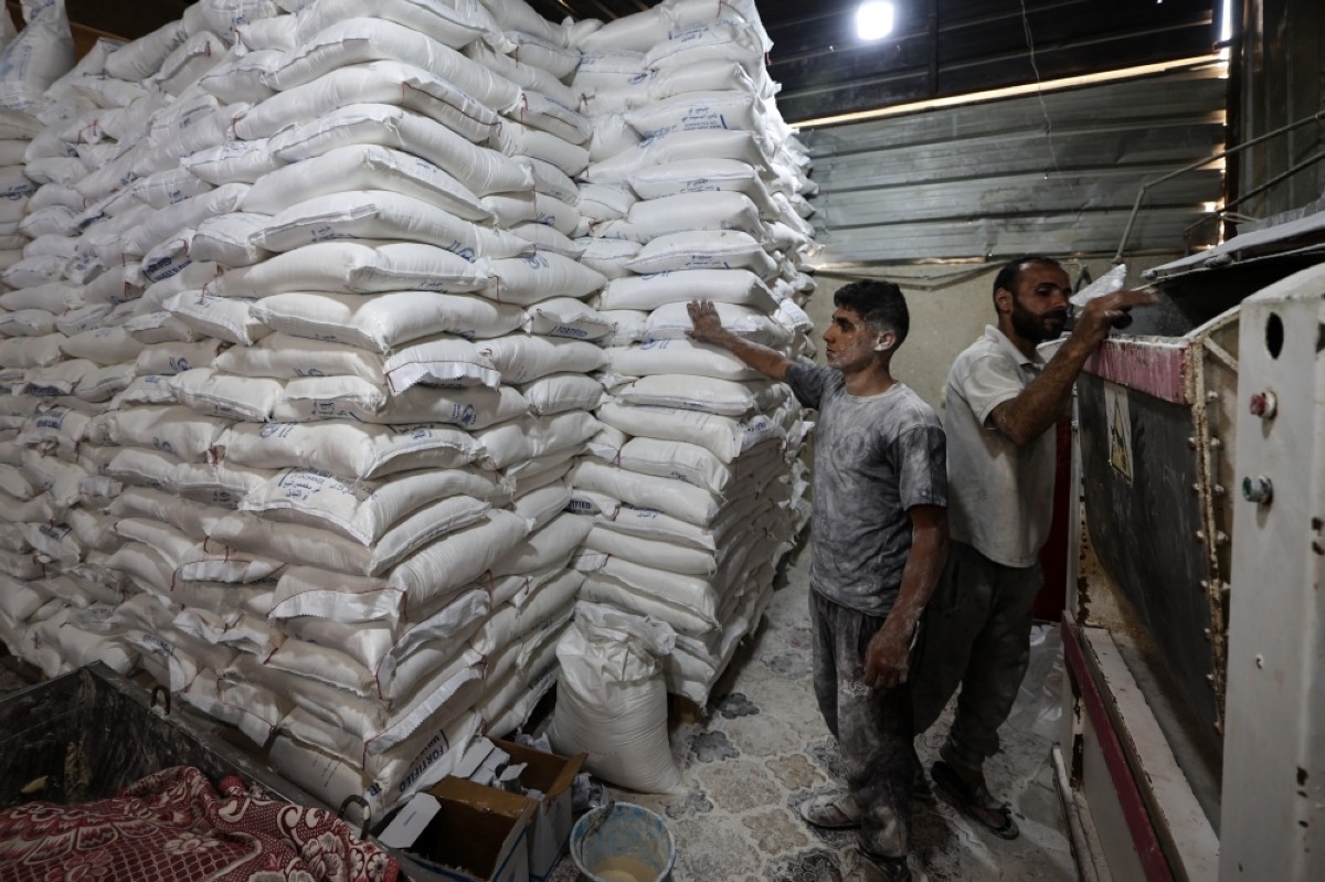 Zionist strike targets aid trucks