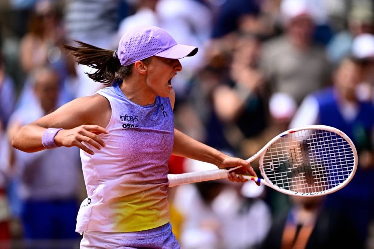 Swiatek passes Rybakina test at French Open