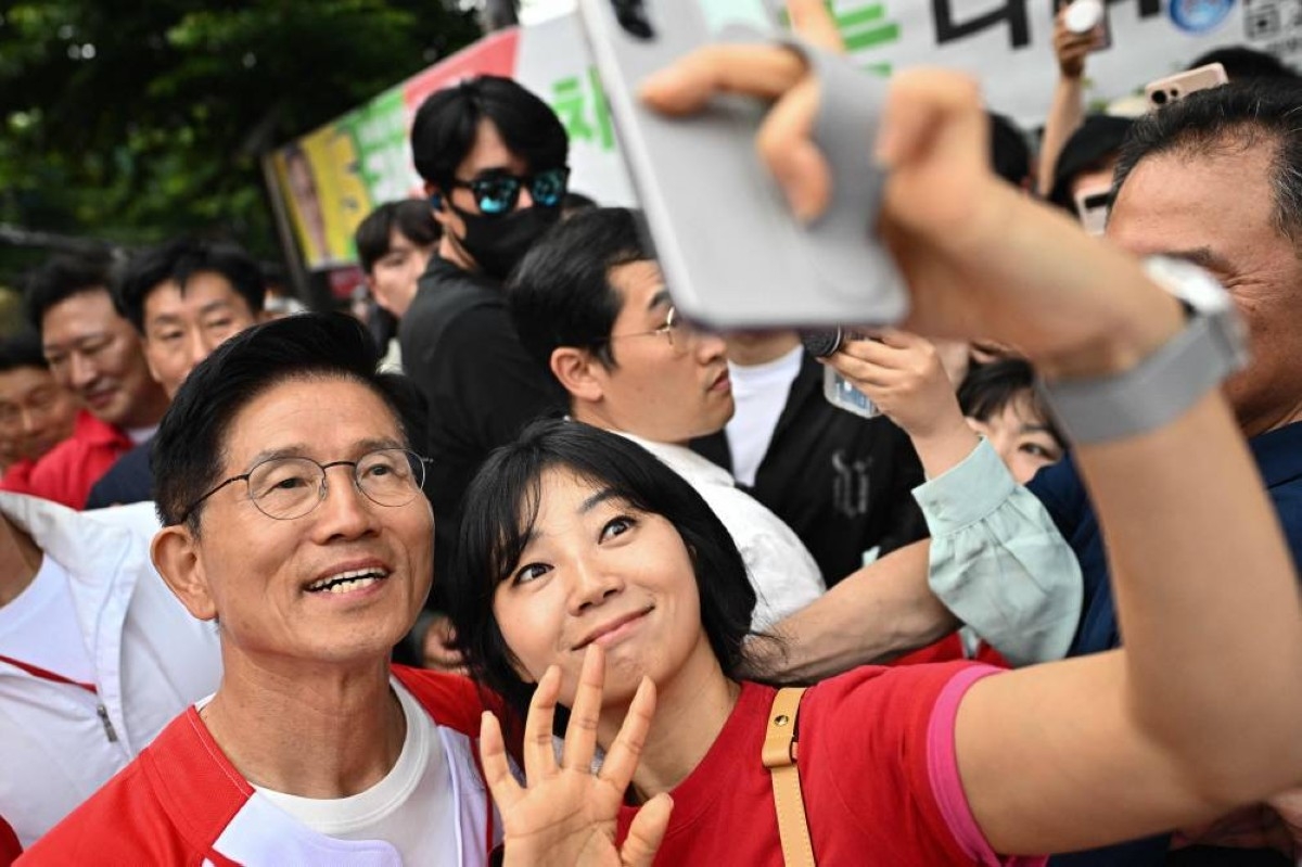 S Korea candidates rally ahead of poll
