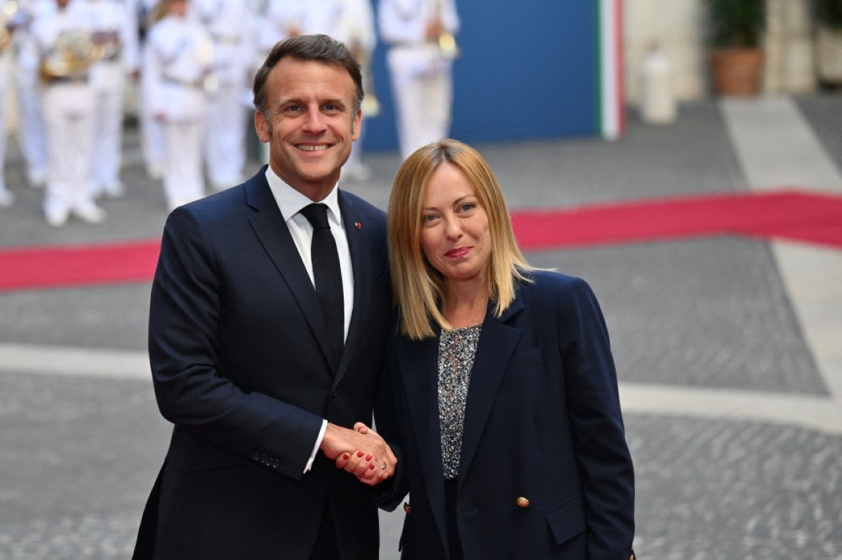 Rivals Meloni, Macron seek to mend fences in Rome talks