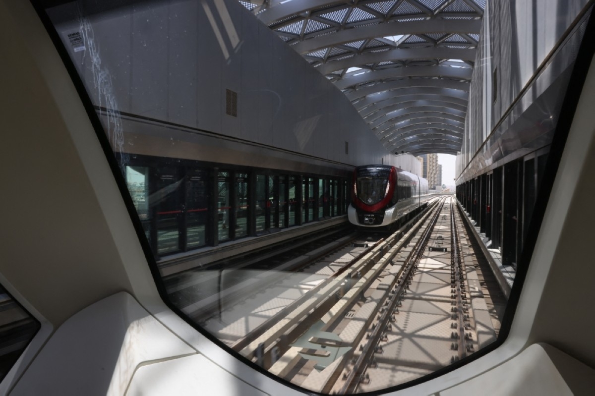 New metro cuts through Saudi social divisions