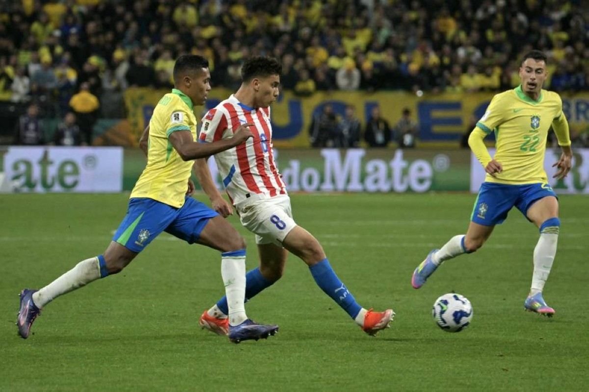 Brazil, Ecuador book World Cup berths, Uruguay on brink