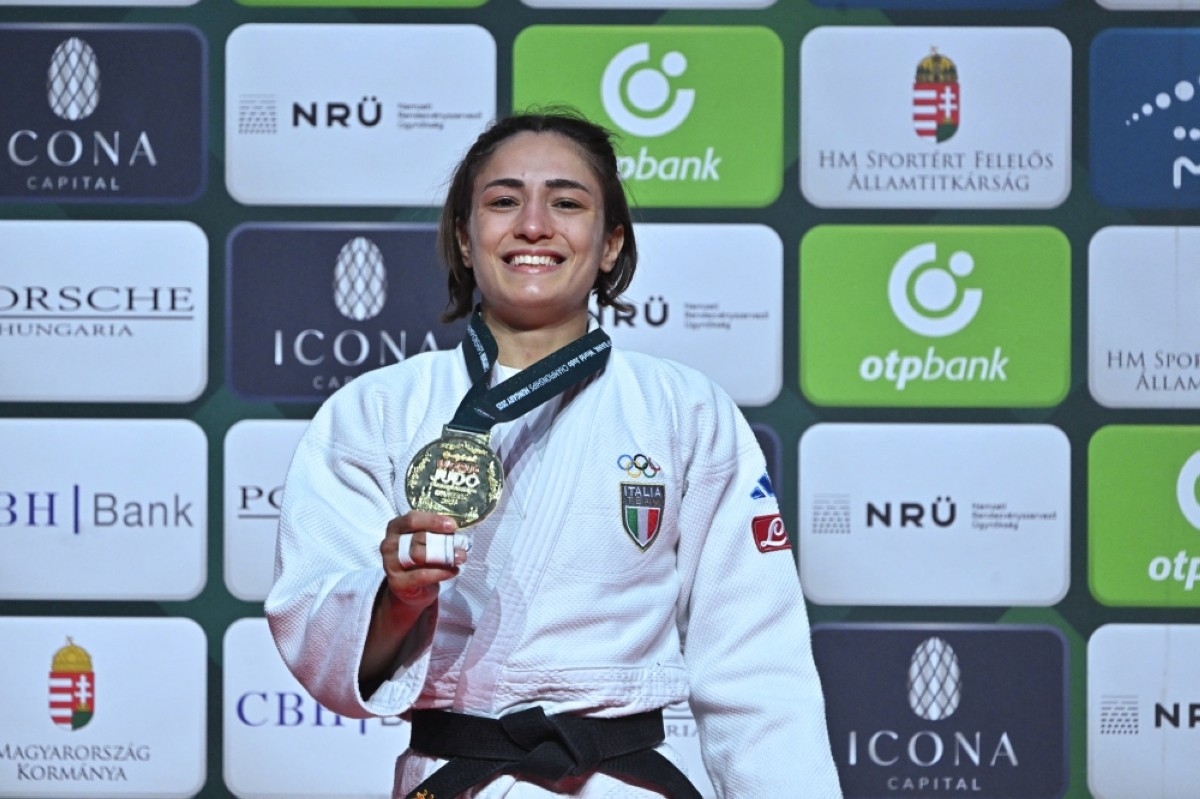 Nagayama, Scutto win gold at world judo championships