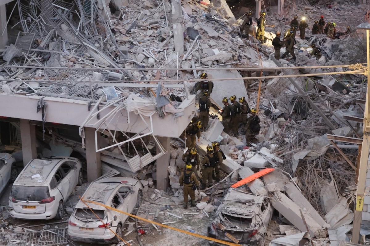 Zionists grapple with damage from Iran strike