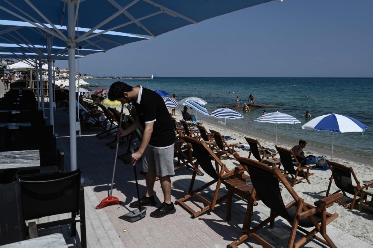 Staff shortages bite as Greece's workers shun low-paid tourism jobs