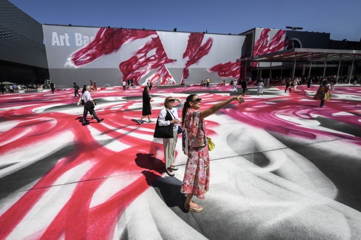 Art market banking on new generation of collectors