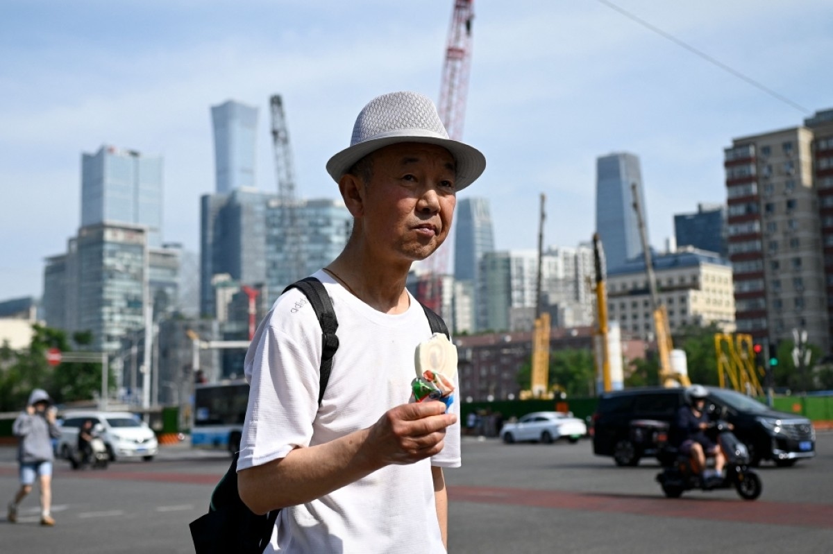 Beijing issues weather warning for hottest days of the year