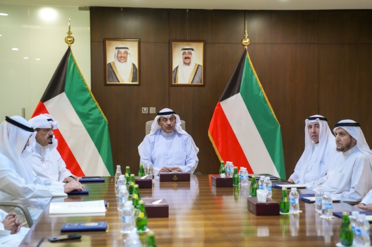 Iran attacks US base in Qatar