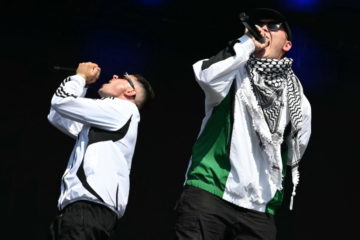 Kneecap perform at Glastonbury despite ban calls