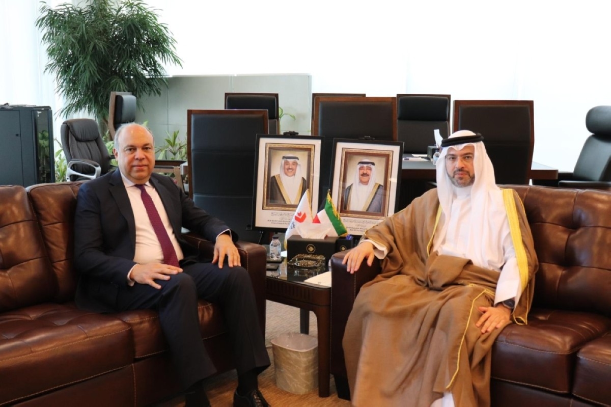 Kuwait and Egypt officials discuss boosting civil aviation cooperation
