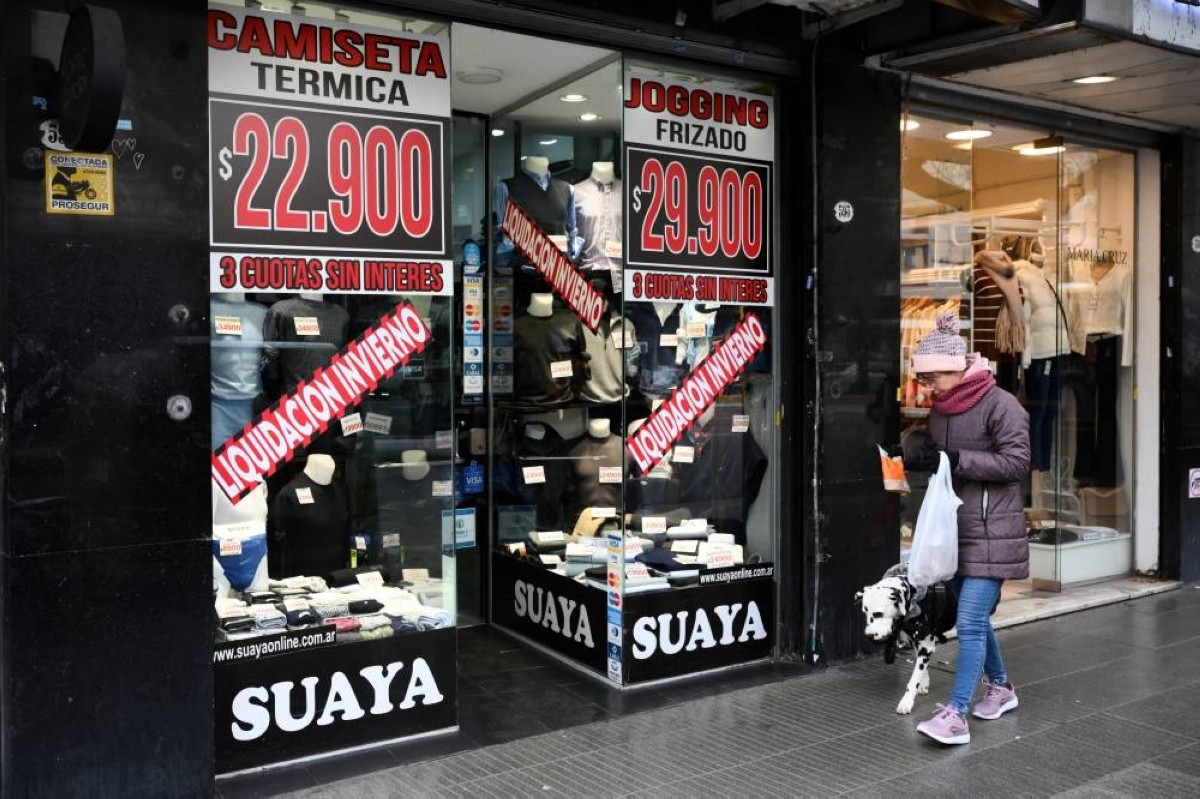 Argentine monthly inflation inches up, still low
