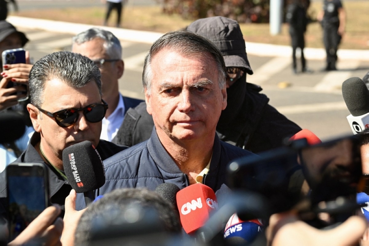 Brazil police raid Bolsonaro's home