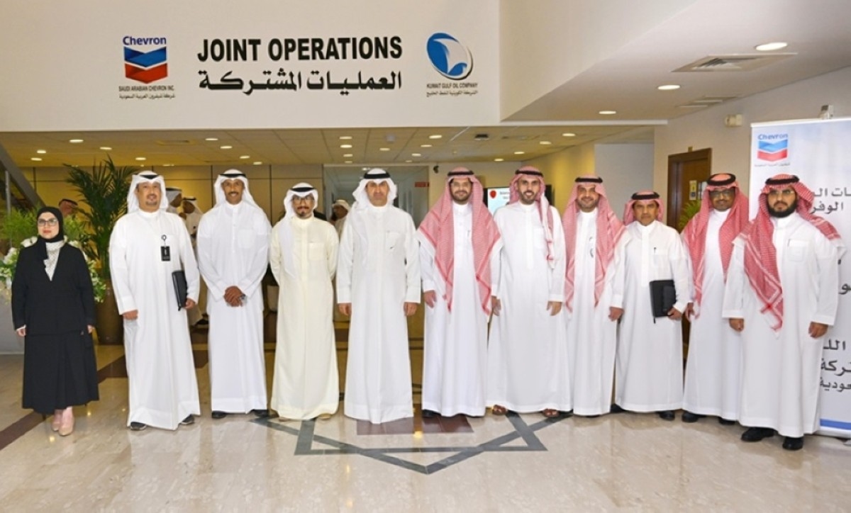 Kuwait and Saudi review key issues on petroleum operations in Divided Zone