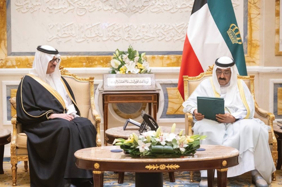 Kuwait Amir receives Saudi Crown Prince's invite to 2025 FII9 conf.