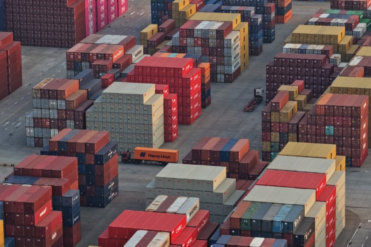 CK Hutchison eyes Chinese investor for Panama ports deal