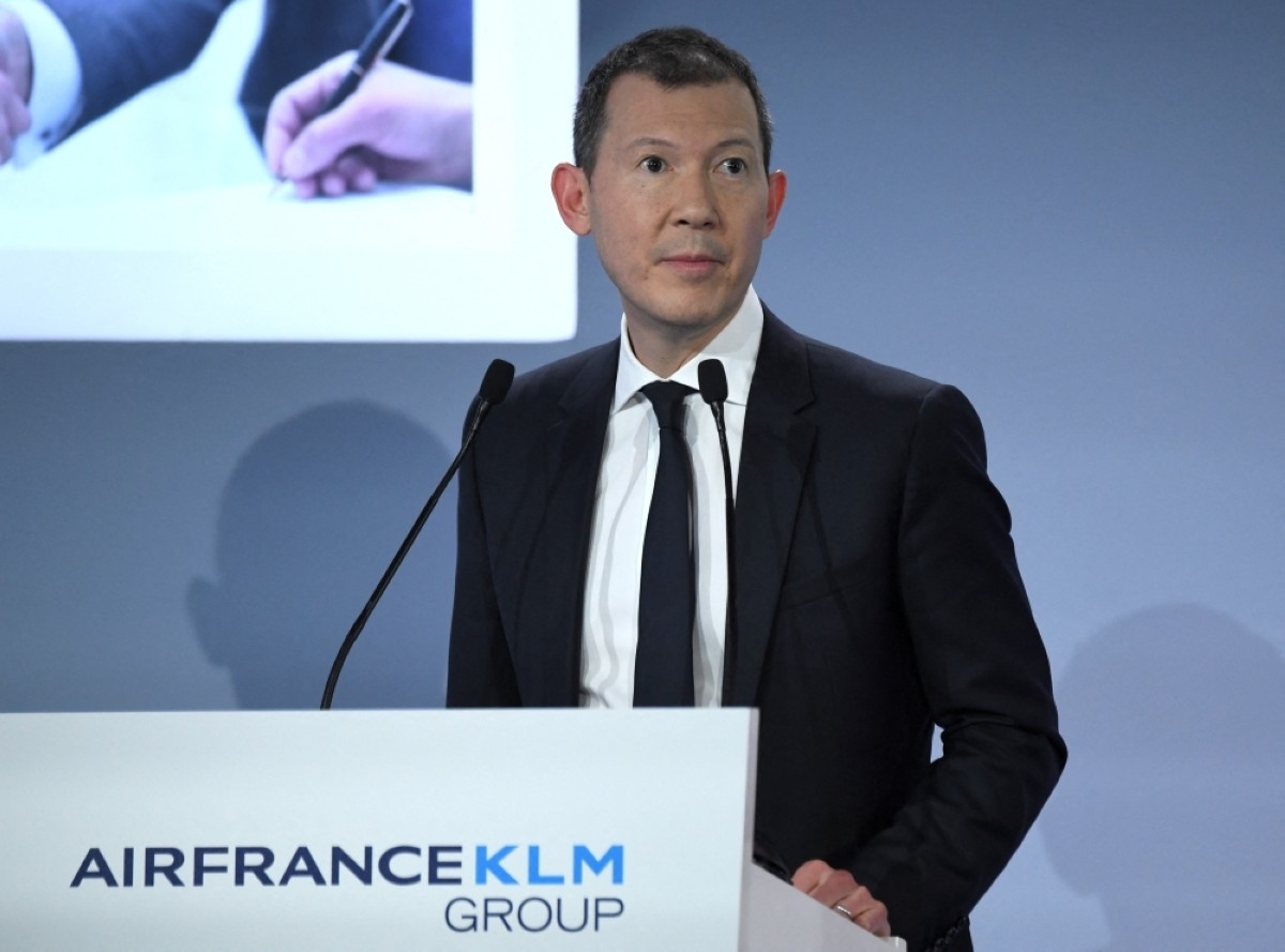 Air France-KLM profits take off as fuel price drops