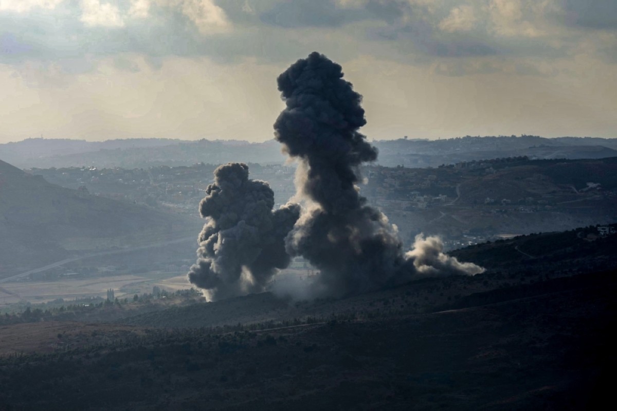President steps up calls for Hezbollah to disarm