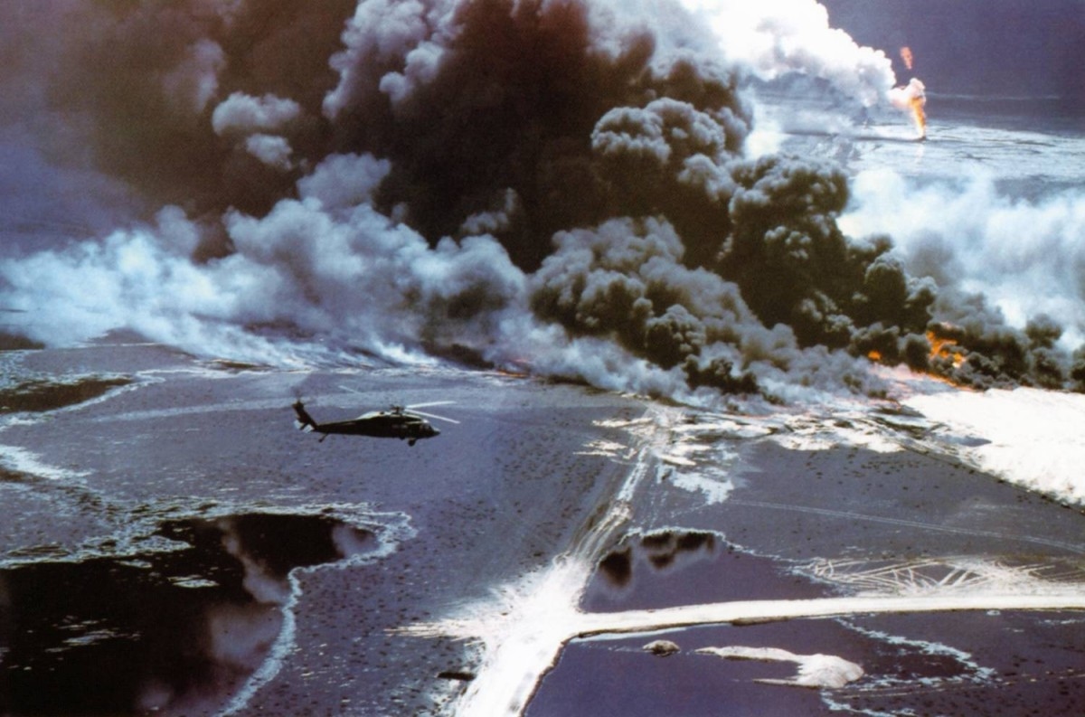 Kuwaitis mark 35th anniversary of Iraqi invasion, remember global support