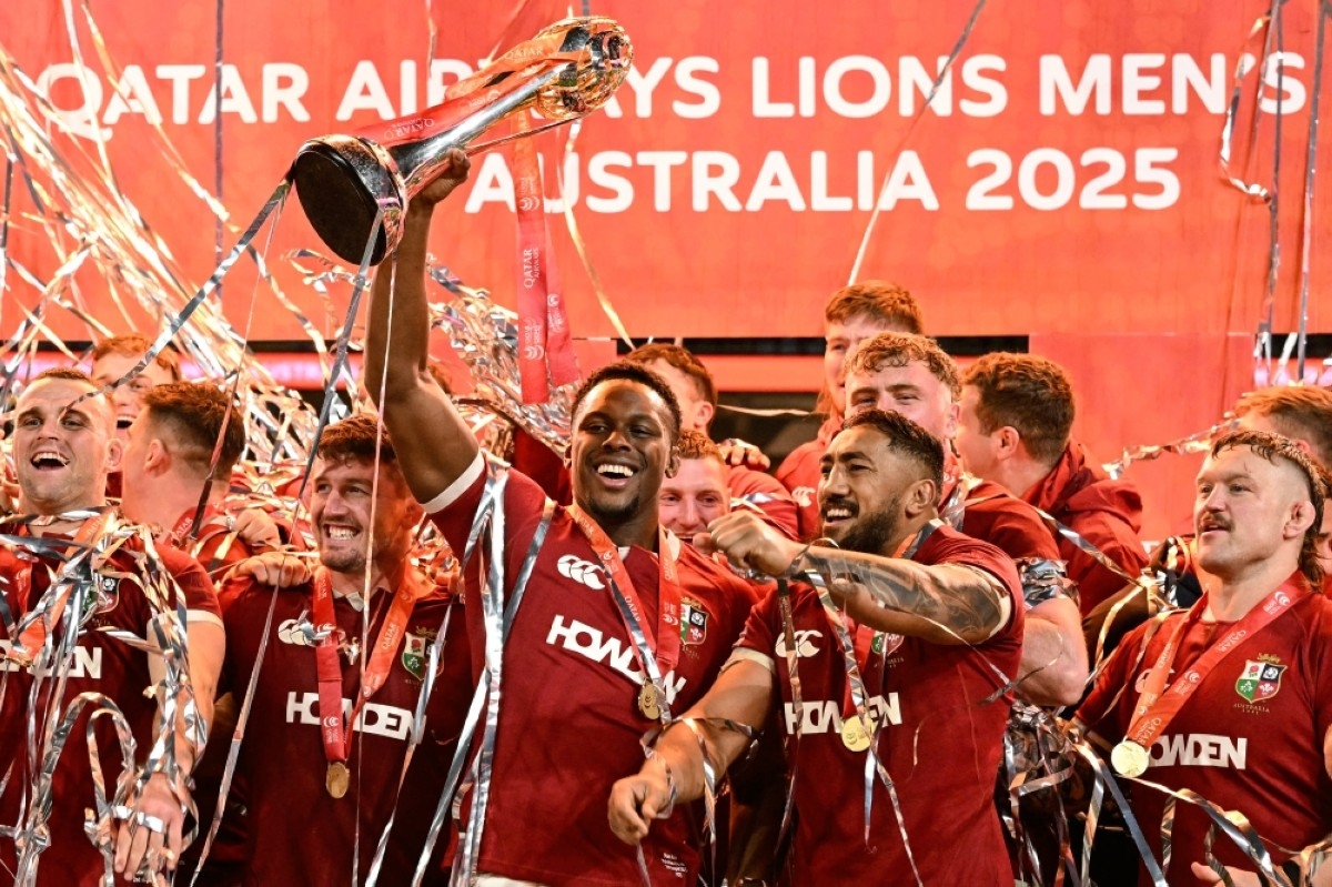 Fearless Wallabies stun weary Lions to win third Test