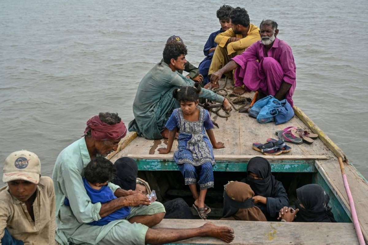 Pakistan's Indus sinks and shrinks