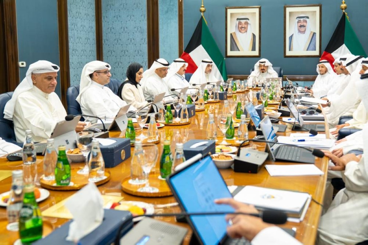 Cabinet reviews planned Mabarak Hospital upgrade, Ahmadi project