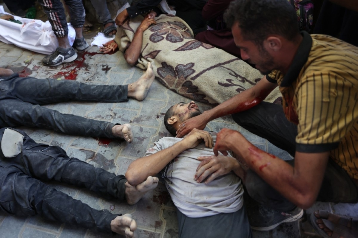 100 Palestinians martyred; assault on Gaza continues
