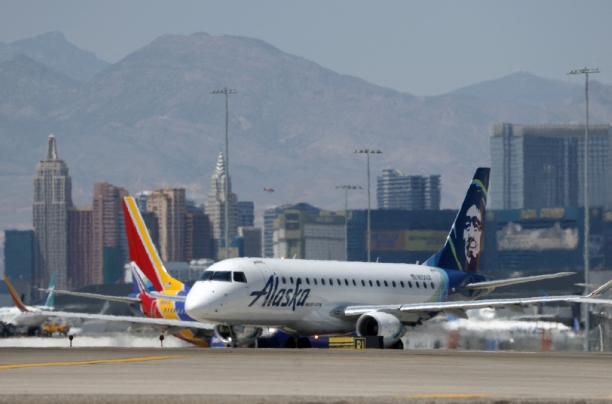 Airline industry's dirty secret: Clean jet fuel failures