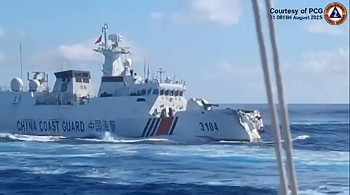China vessels collide while pursuing Philippine boat in South China Sea