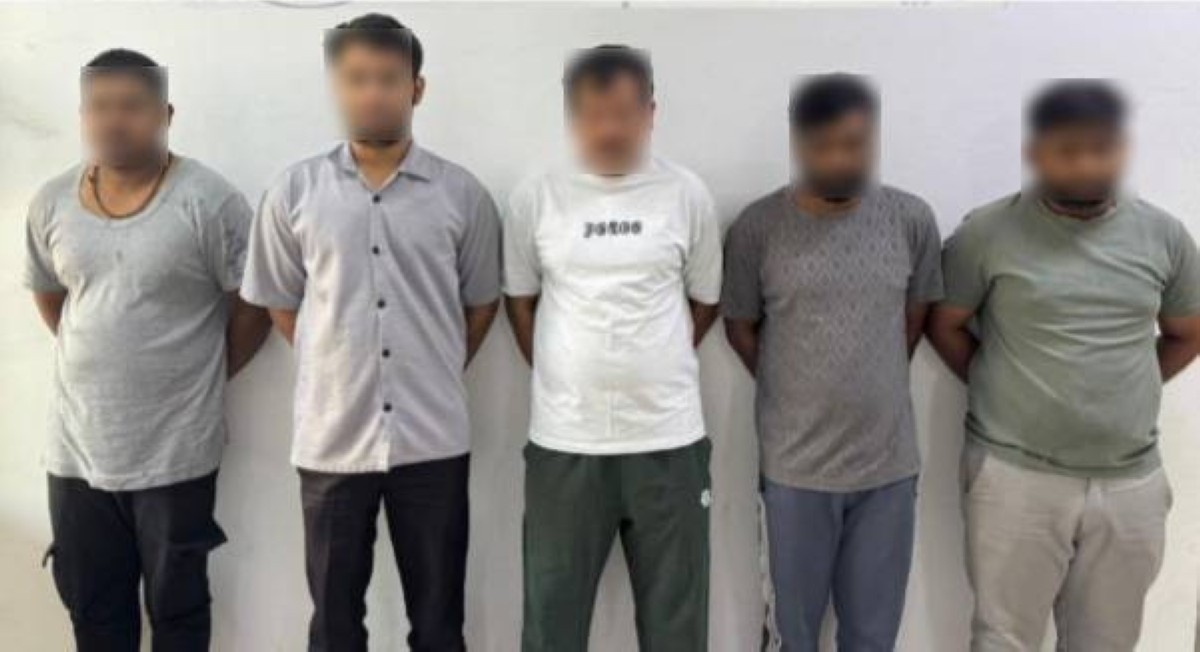 Kuwait busts major visa trafficking ring, arrests Asians