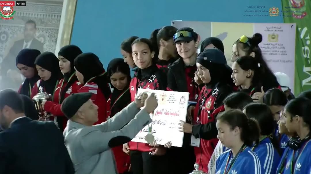 بوجدور.. تتويج فريق ابن طفيل إناث U15 بلقب البطولة الوطنية المدرسية لكرة القدم